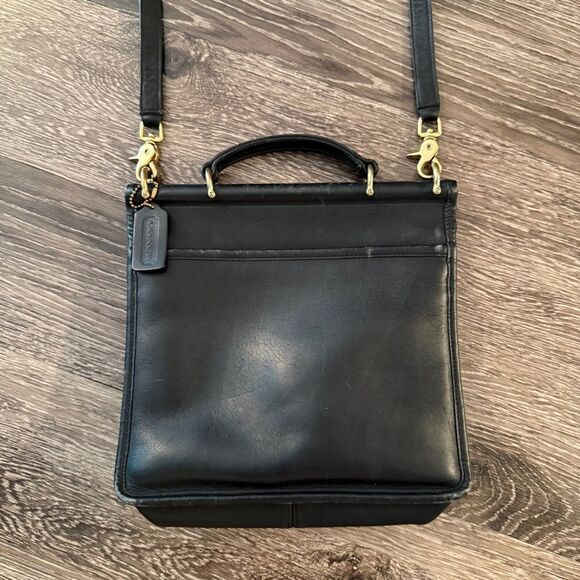 Coach Vintage Willis F13-9927 Leather Bag - Picture 6 of 7